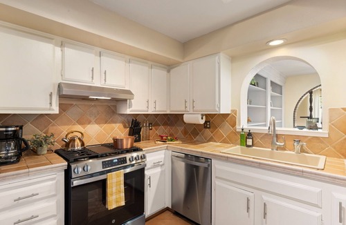 Tubac House | Spacious Tubac Escape – 4BR/3BA, Private Pool, Bar, Workout Room & 2 King Suites