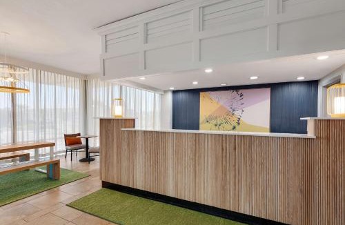 Ormond Beach Hotel | Spark by Hilton Ormond Beach Oceanfront
