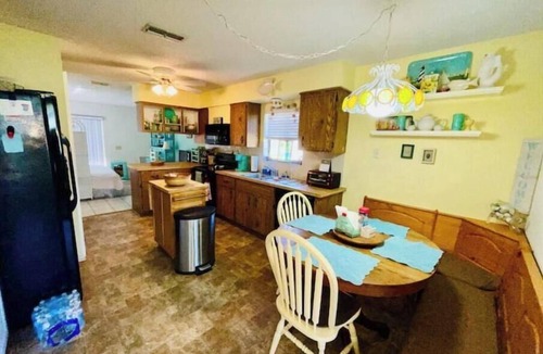 North Weeki Wachee House | Special Summer Fall Rates i Paradise Retreat-2/2 + Bonus Rm