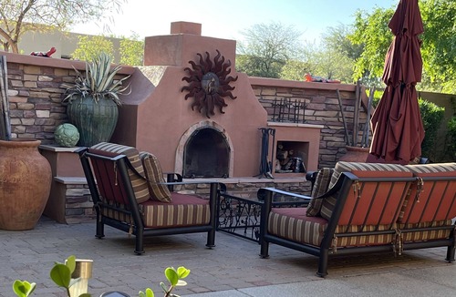 Queen Creek House | Spend your holiday relaxing by a crackling fire