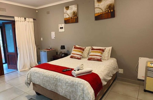 Piet Retief Bed & Breakfast | Spring Day BB