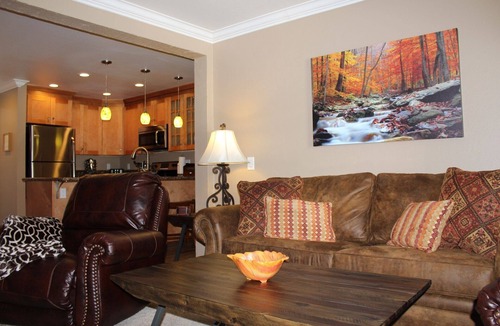 Mammoth Lakes Condo | St Anton Condos #67 (1-Bedroom) with Pool by RedAwning