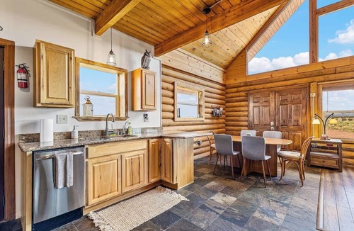 Valle Cabin | Stargazing Cabin | Wood Stove |30 Min Grand Canyon