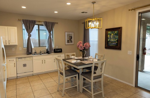 Rogers Ranch House | Stay at The Margarita: Where Comfort Meets Style