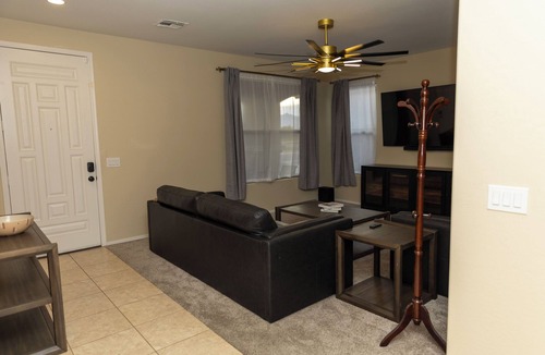 Rogers Ranch House | Stay at The Margarita: Where Comfort Meets Style