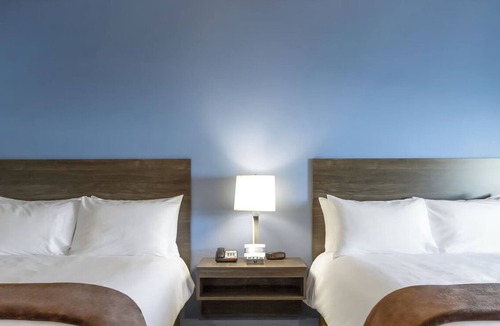 Sundance Hotel | Stay Comfortably in Buckeye with In-room Kitchen and Easy Access to Phoenix