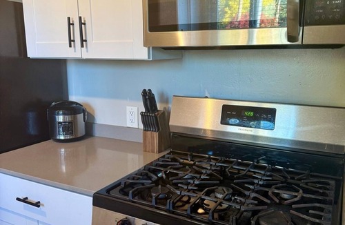 Coronado Apartment | Stay right in the heart of downtown phoenix, cozy comfortable and accommodating.