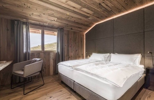 Obereggen Cabin | StayCOOPER | DIAMOND Lodge - Directly on the ski slopes