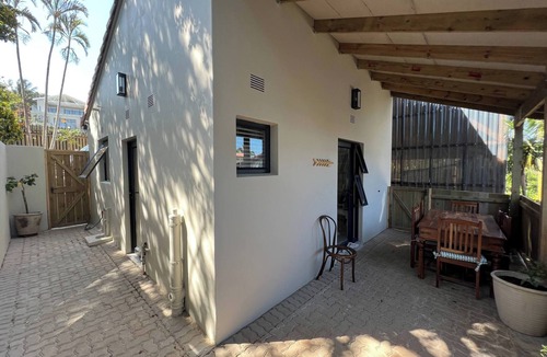 Port Edward House | Sting-ray Cottage - Staynest Guesthouse