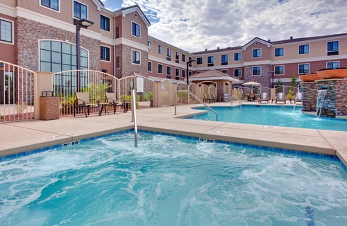Tucson Apartment | Studio Suite w/Full Kitchen | Near Airport + Pool