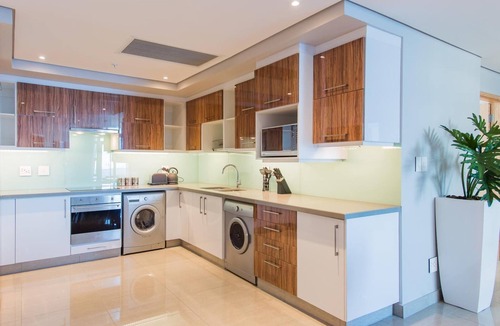 Umhlanga Apartment | Stunning 3 Bedroom Apartment at Lagoon Drive Durban