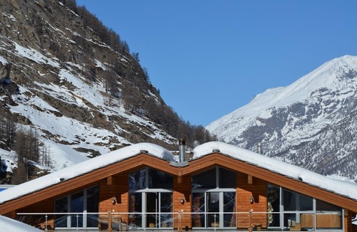 Zermatt Ski Chalet | Stunning 5 bedroom Ski Chalet located in Zermatt