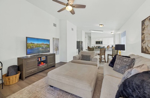 Dove Mountain House | Stunning Vacation Home - Trails, Golf & Dining!