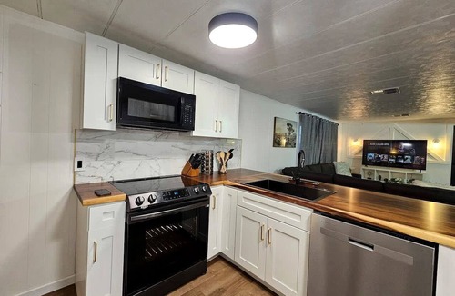 Meadview House | Stunning Vacation Rental with Foosball and Barbecue in Meadview, Arizona