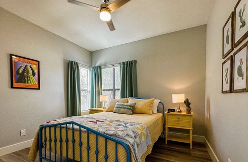 Tucson Condo | Stylish Desert Retreat - Sonoran Oasis Getaway
