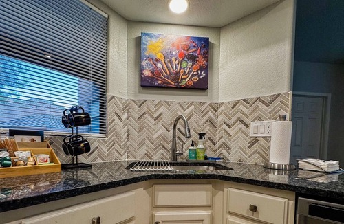 Tucson Condo | Stylish Desert Retreat - Sonoran Oasis Getaway
