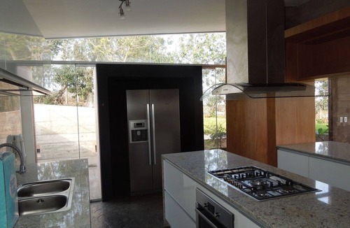 Pachacamac Villa | Stylish Garden Retreat with Pool & Sauna near Lima