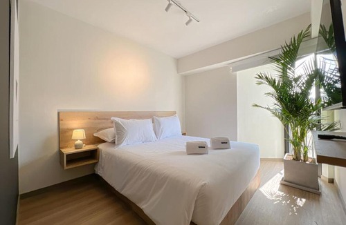 Santa Cruz Apartment | Stylish La Mar Miraflores Apartment by Geko