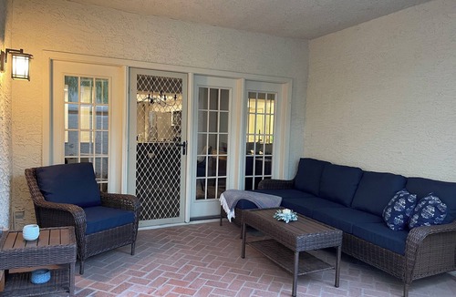 Taliverde House | Stylish, Relaxing Townhome Near Historic Biltmore - Resort Living at Its Best!