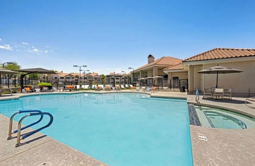 North Scottsdale Apartment | Stylish & Remodel | Scottsdale Art & Culture Stay