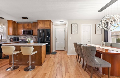 Fridley House | Stylish & Spacious Retreat - with a High tech Movie Theater near DT Minneapolis