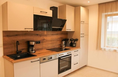 Naz Apartment | Suite 4 with one bedroom