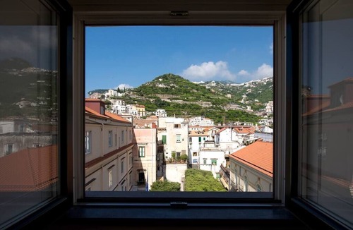Minori Apartment | Suite Fragola - Fruit Flats - Sea View by AMALFIVACATION.IT-