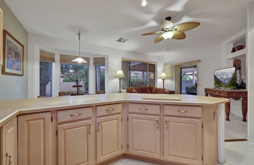 Sun City West House | Sun City West Oasis: Golf Course Living & Resort Amenities 🏌️" Turnkey comfort