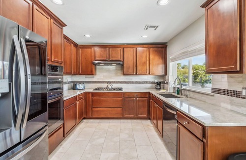 Raskin Estates House | Sunset Haven with Private Pool, Grill, Firepit, and Basketball in Scottsdale