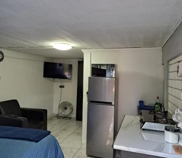 Scottsville Apartment | Sunset Jem