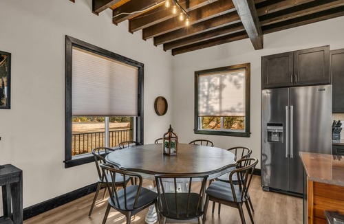 Orderville Cabin | Sunset Pointe| Modern Comfort| Epic Views| Zion