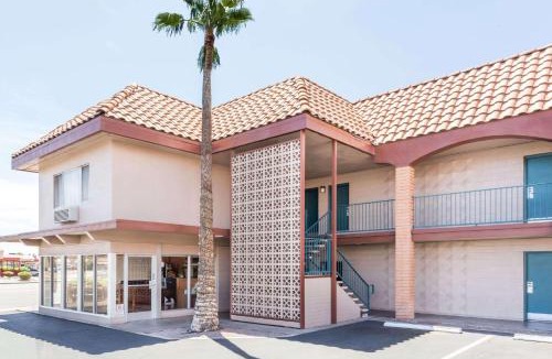 Mesa Hotel | Sunshine Inn mesa downtown