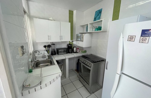 San Miguel Apartment | Surf Vibes & Sunshine – Private Ensuite Room w/Shared Kitchen, Punta Hermosa