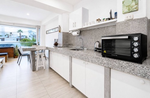 Punta Hermosa Apartment | Surf & Work Retreat - Private Pool - Fast WiFi