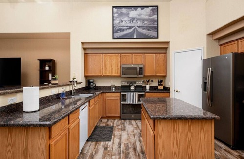 Mountain Vista Ranch House | Surprise Paradise Heated Pool Pet Friendly
