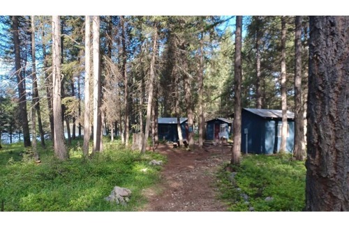 Olney RV Rental | Swans Nest Cabin 4/ 1 King