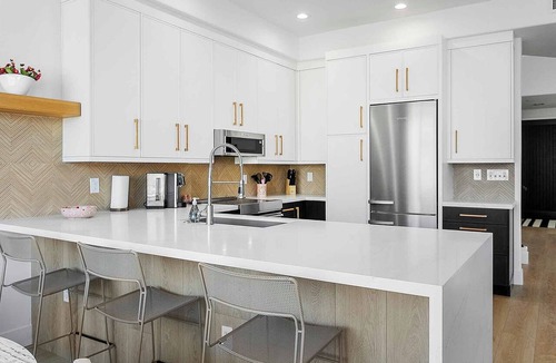 Troon North Condo | SWSS 3BR Golden Horizon | Troon Views, Pool, Hot Tub, Elevator & 30‑Day Minimum