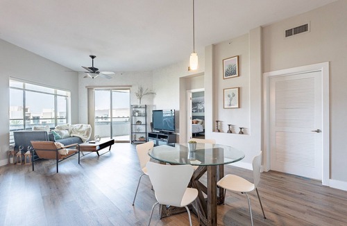 Tempe Condo | Tempe Town Lake Getaway