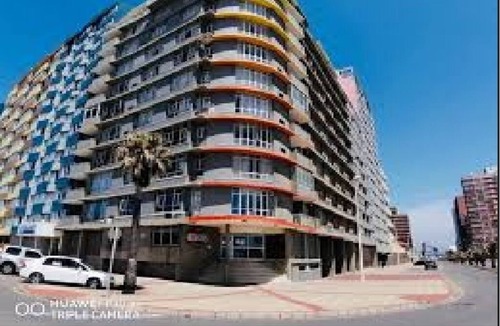 Durban Apartment | Tenbury Apartment 1 bdrm coastal side w/beach view