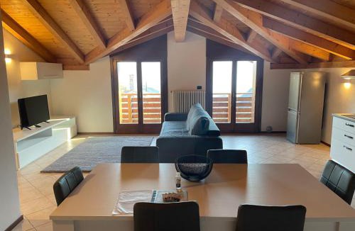 Ville del Monte Apartment | Tenno Appartamenti Garda Lake