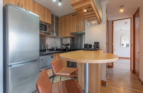 El Golf Apartment | Terrific 2-bedroom apartment in Las Condes perfect for your stay