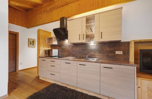Verano Apartment | Thalerhof Apartment Christine with Wi-Fi, Balcony, Terrace & Garden