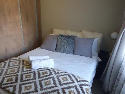 Okhahlamba House | Thanda