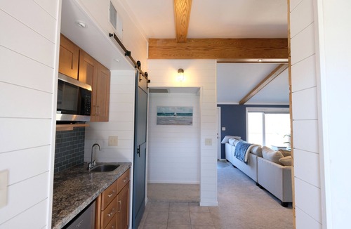 Forest Lake House | The Boathouse 4 Bed 2 1/2 Bath Lake Home