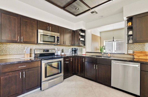 Tempe House | "THE CHILTON" - Top-notch Tempe, AZ home, desirable central location!