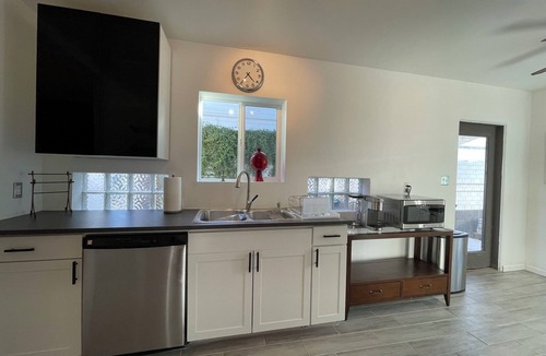 Camelback East House | The Freeman House! It's where you want to be.