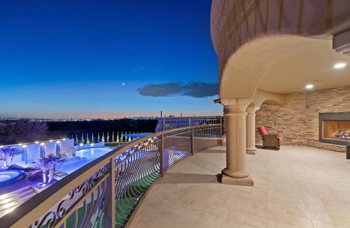 Pinnacle Peak House | The Hozho Serenity Estate