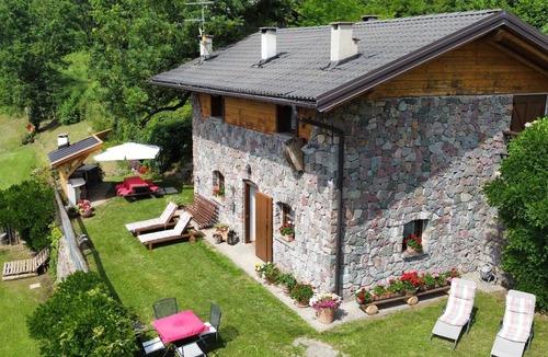 Pergine Valsugana Ski Chalet | The hut in the enchanted valley