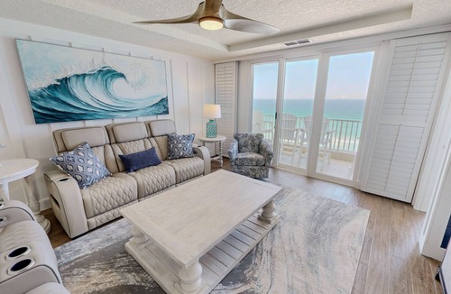 Crystal Beach Condo | The Inn At Crystal Beach Ph 702 4 Bedroom Condo