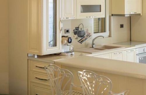 Shkoder House | The Lake House 1 by PikHost